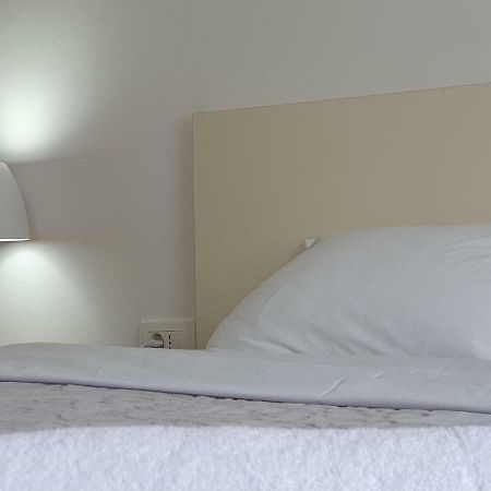 City Center Apartment Скопье Экстерьер фото