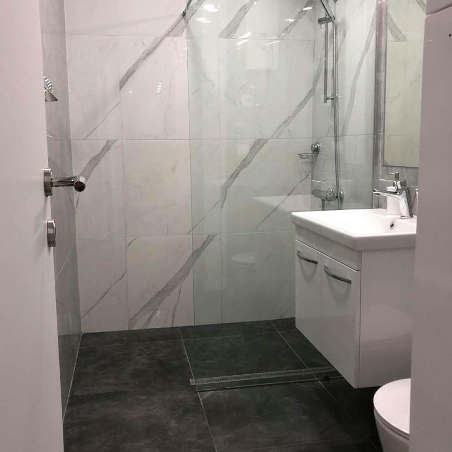 City Center Apartment Скопье Экстерьер фото